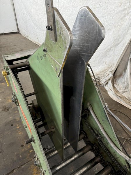2,000 LB X 20" ROWE 2010-PR COIL CRADLE. STOCK # 0789424.