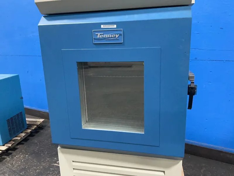Lunaire Limited / Tenney Environmental 22”x18”x23” Environmental Chamber - T6c