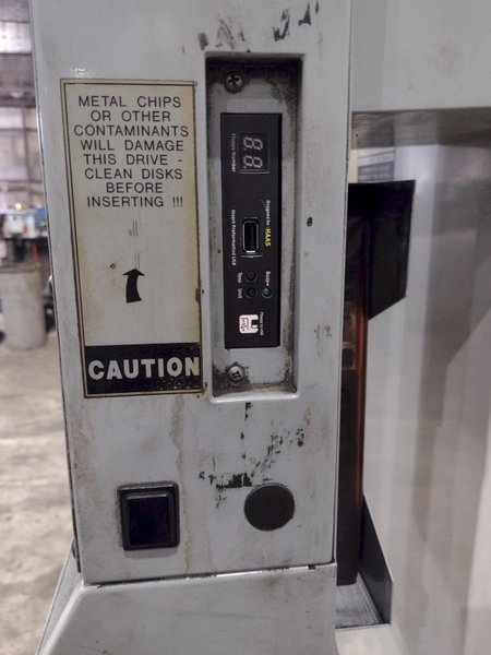 2002 HAAS MINI MILL VERTICAL CNC MACHINING CENTER: YOBRO #23844