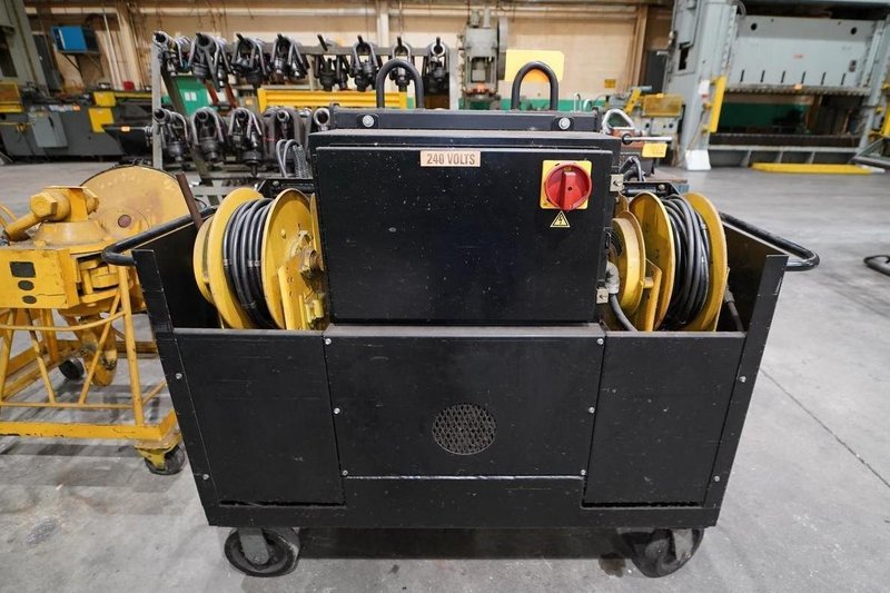 LAMINA PORTABLE HYDRAULIC DIE LIFTERS WITH POWER UNIT: YOBRO #26422