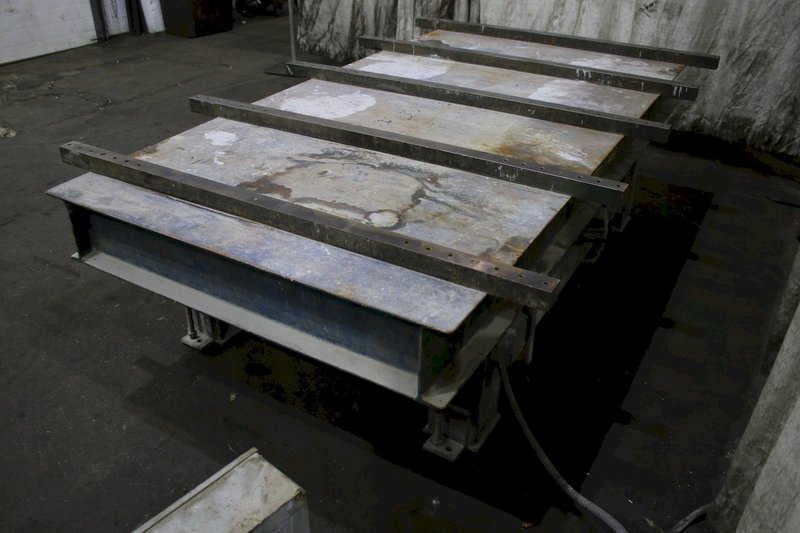 4' X 8' BEST VIBRATOR TABLE: STOCK #75920