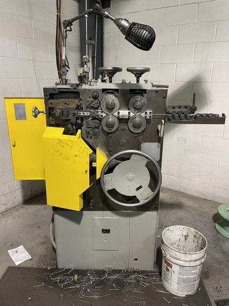 Torrington W-115-A Springmaker