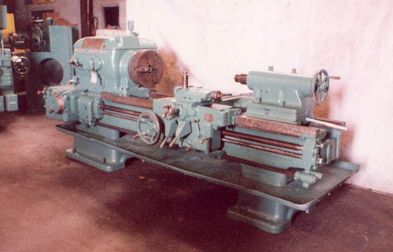 20" X 60" LODGE AND SHIPLEY ENGINE LATHE:   STOCK #10521