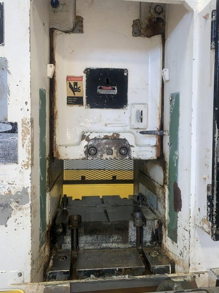 160 TON KOMATSU MAYPRESS MODEL #MKN-160 KNUCKLE JOINT FORGING PRESS: STOCK #13045