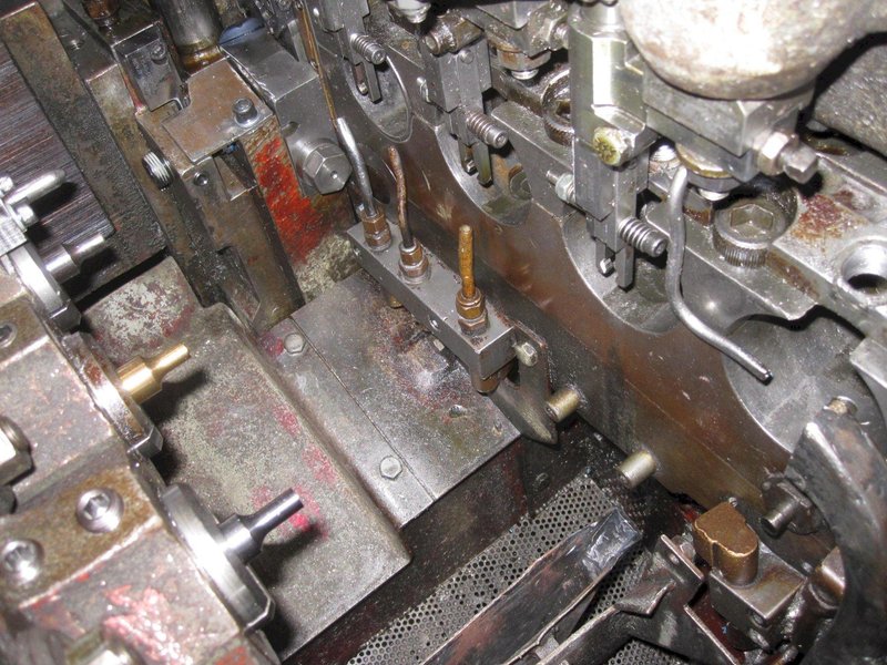 1/4" National S-2 5 Die Cold Nut Former