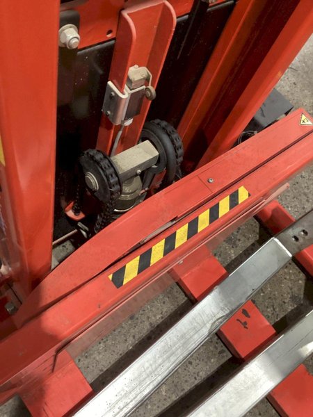 INTERTHOR ELFSR1001/890 ELECTRIC POWERED PALLET JACK