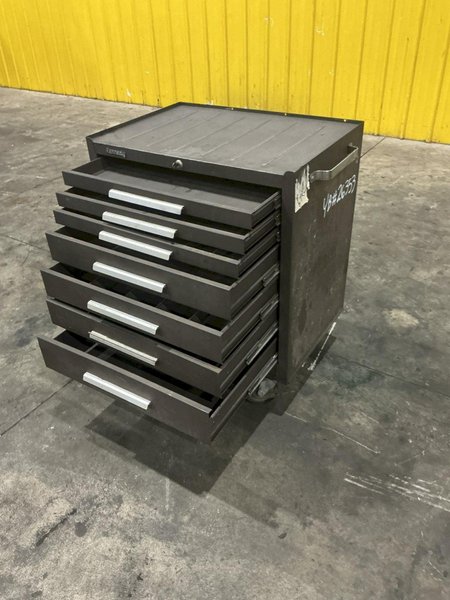 7-DRAWER KENNEDY MODEL #297 ROLLING TOOLING CABINET / TOOL CART: YOBRO #26402