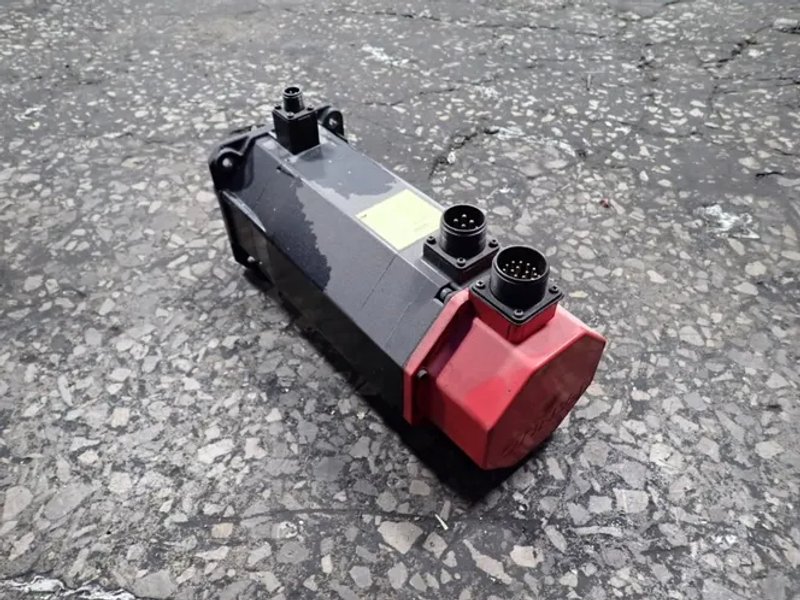 Fanuc 140 V Servo Motor - A06b-0127-b675#7008