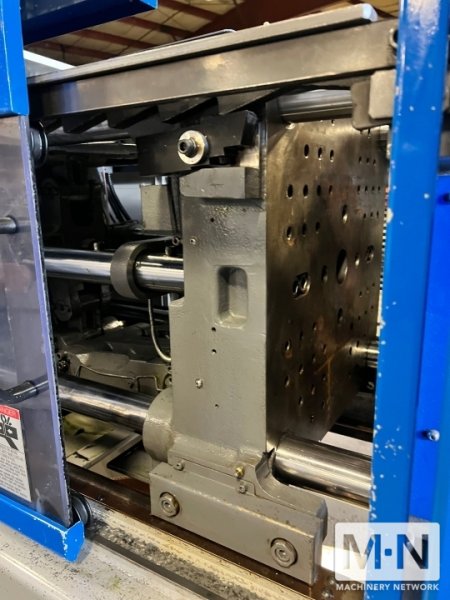 110 TON 3.4 OZ TOYO MODEL Si-110II ELECTRIC INJECTION MOLDING MACHINE MFG 2003