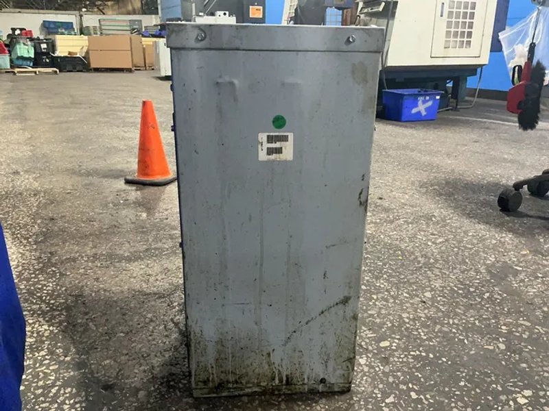 Eaton 45 Kva Transformer  - V48m22t45n