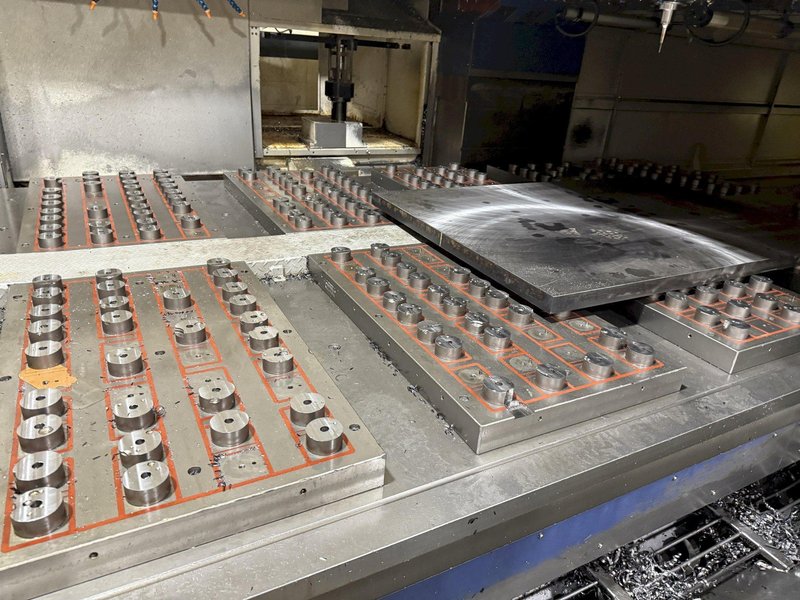 2008 YCM DCV4025B Bridge-Style CNC Vertical Machining Center For Sale