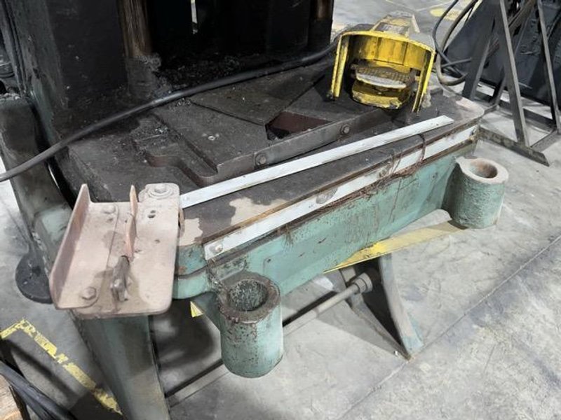 60 Ton Federal Single Crank Flywheel OBI Press