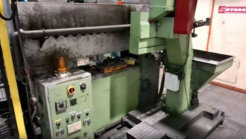 100 TON WILKINS &amp; MITCHELL HOT FORGING PRESS W/ SUB PRESS