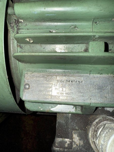 2500 LB X 12" AMERICAN MODEL 60 MOTORIZED UNCOILER. STOCK # 0883725