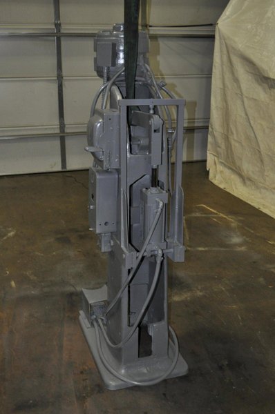 GRANT ORBITAL SPIN RIVETER MODEL 220