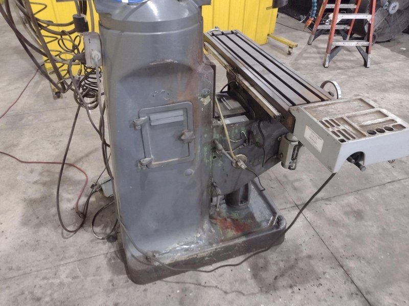 2 HP DOALL MODEL @PM-200V RAM TYPE VERTICAL MILL WITH POWER FEED &amp; DRO: STOCK #22880