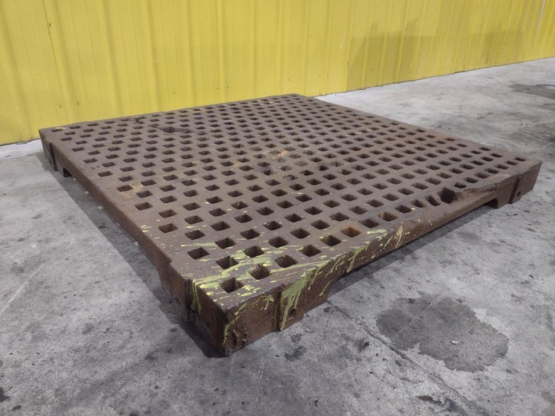 60" X 60" X 5" ACORN TABLE: STOCK #22220