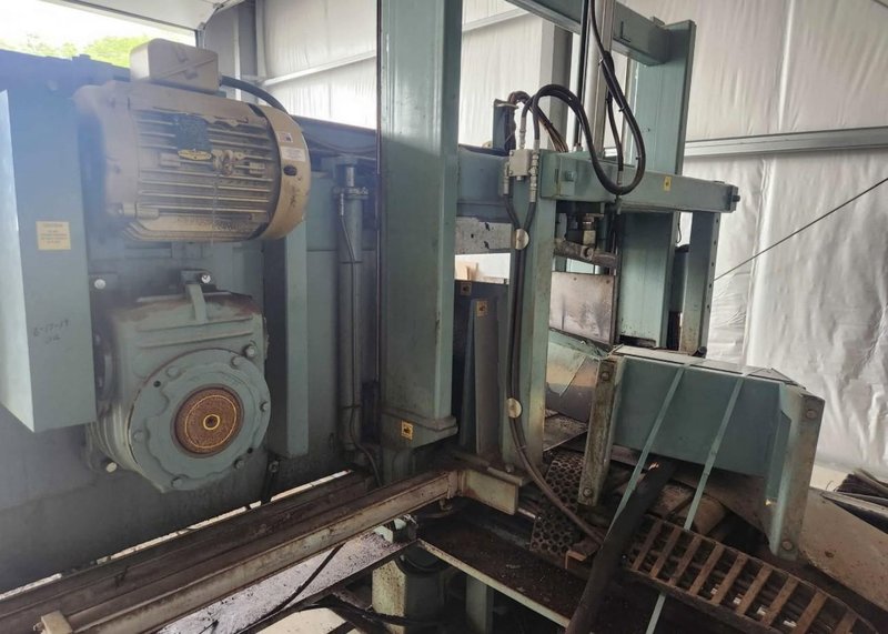25″ x 40″ W.F. Wells Automatic Horizontal Heavy Duty CNC Band Saw, B25-3A3 CNC