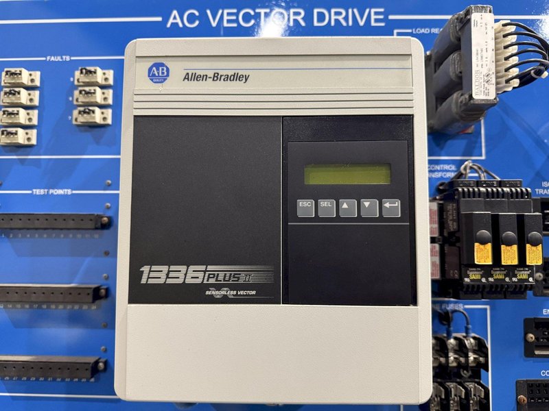 AMATROL MODEL #85-MT10 ELECTRONIC DRIVES SYSTEM TRAINING &amp; TESTING STAND: YOBRO #24915