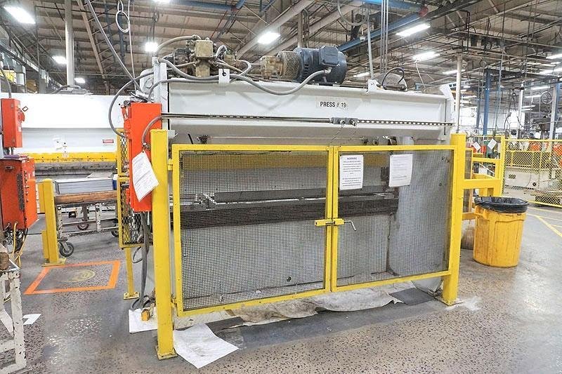 75 TON X 10' PACIFIC HYDRAULIC PRESS BRAKE: STOCK #77101