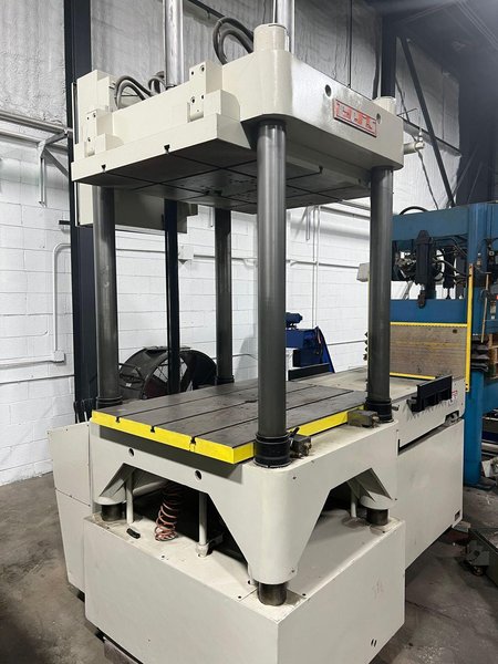 40 TON REIS SPOTTING PRESS