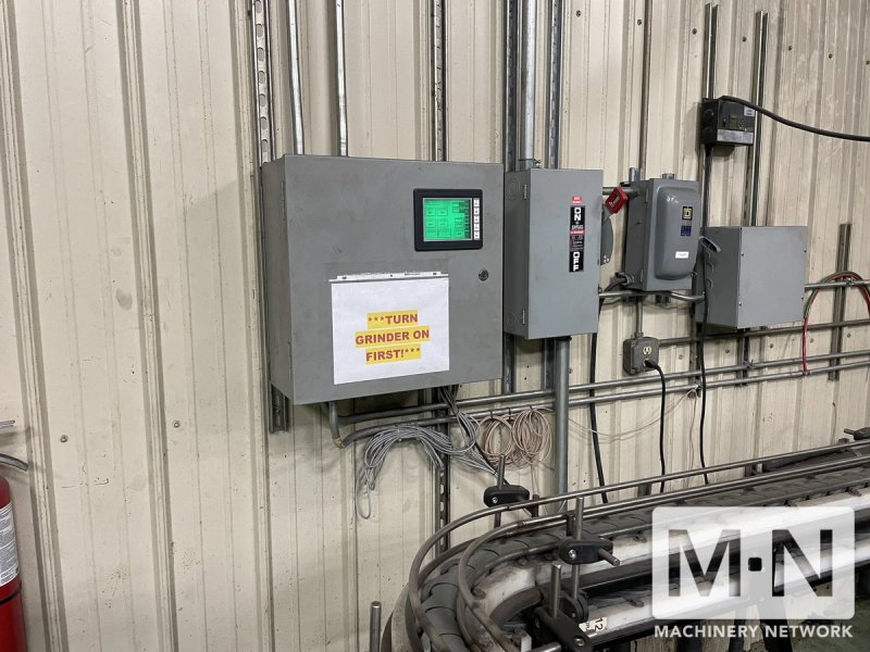 CMP MODEL CMP2000/DH/2 EXTRUSION BLOW MOLDING MACHINE MFG 2015
