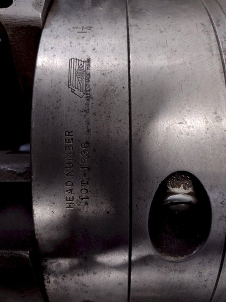 1.25" (2) HEAD ASHLAND MODEL #100 PIPE THREADER WITH LANDIS LANCO #10T HEADS: STOCK #18211