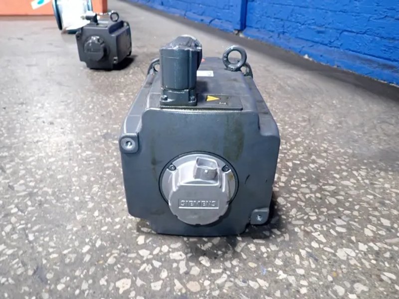 Siemens 5000 Rpm Servo Motor - 1fk7103-2af71-1bh1