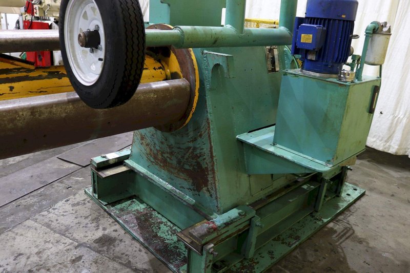 30,000 LB X 48" B &amp; K UNCOILER AND COIL CAR (14505)