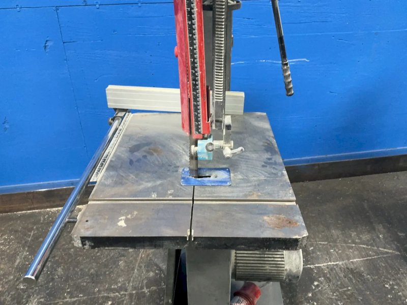 Laguna 18" 18bx Vertical Band Saw - Mband18bx2203