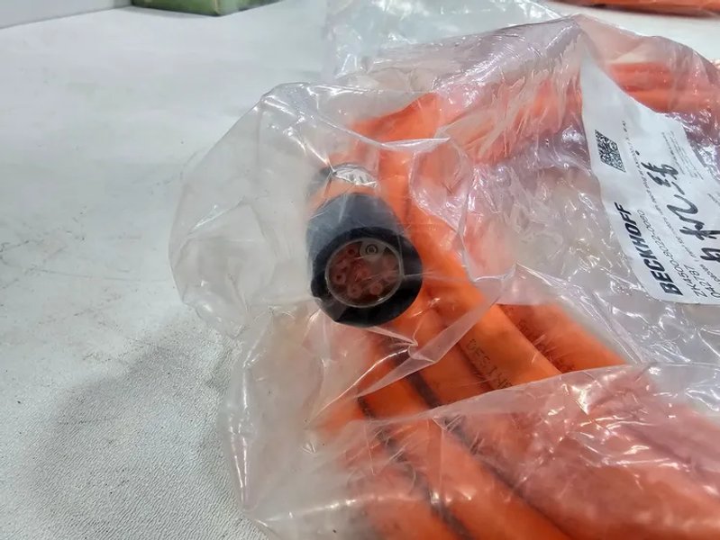 BECKHOFF ZK4500-8022-0080042787 9 mewterNEW