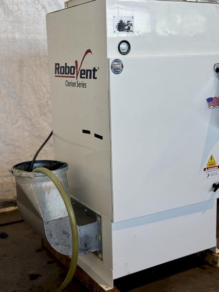 ROBOVENT CLARION CFX-2000 OIL MIST COLLECTOR. STOCK # 0984226
