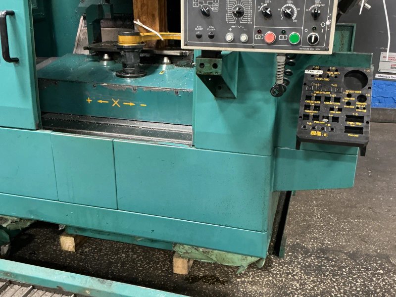 Matsuura 24” X 11” CNC VMC - Ra-iif