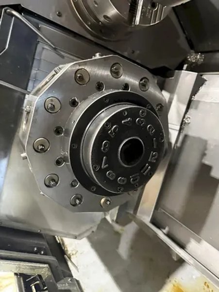 Okuma CNC Lathe - 250-w