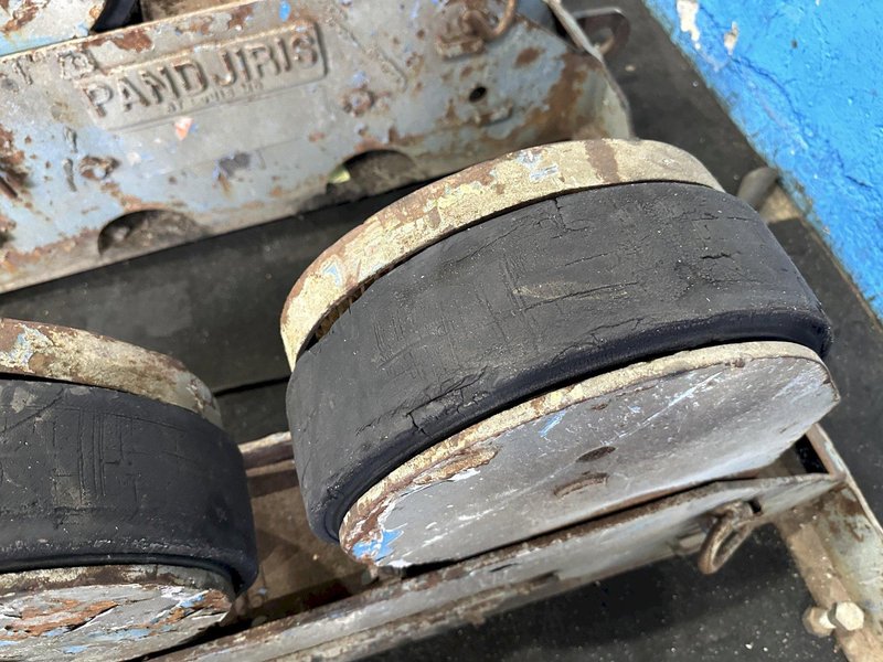 1 SET OF 15 TON PANDJIRIS MULE TANK TURNING ROLLS: STOCK #76759