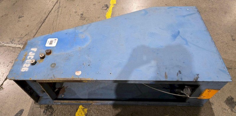 EATON 1/2 TON JIB CRANE USED