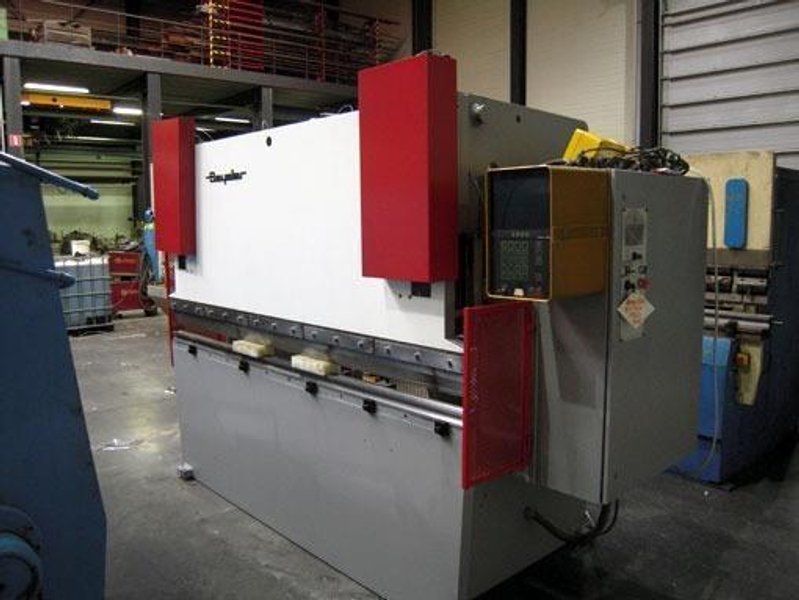 Beyeler - 65 ton x 2500 mm CNC