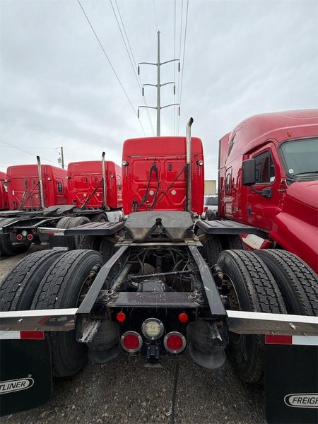 2020 Freightliner Cascadia 1FUJHHDV5LLLC1671