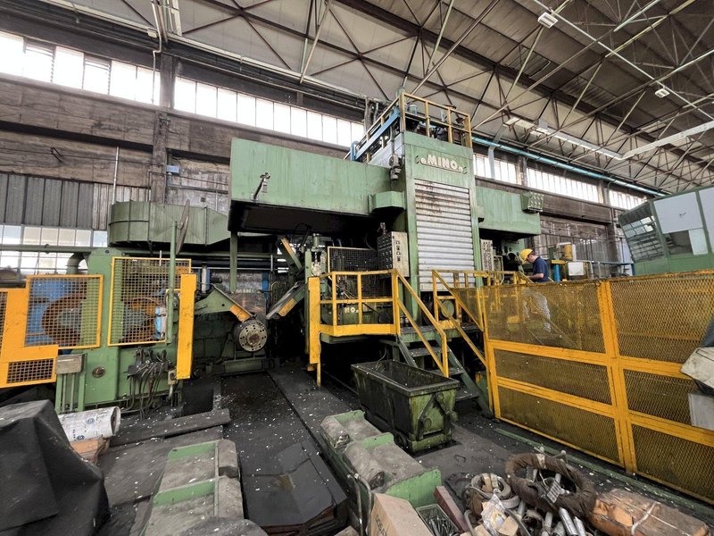 PICKLING LINE WITH REVERSING 4HI SKIN PASS MILL