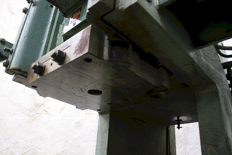 110 TON CLEARING OBI BACKGEARED PRESS: STOCK #74903