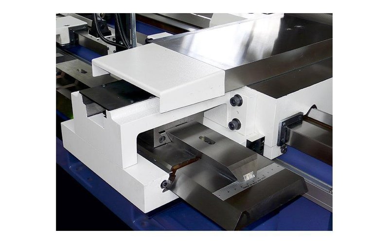 1 - NEW SUMMIT 42 - 6 x 160 VS HOLLOW SPINDLE LATHE