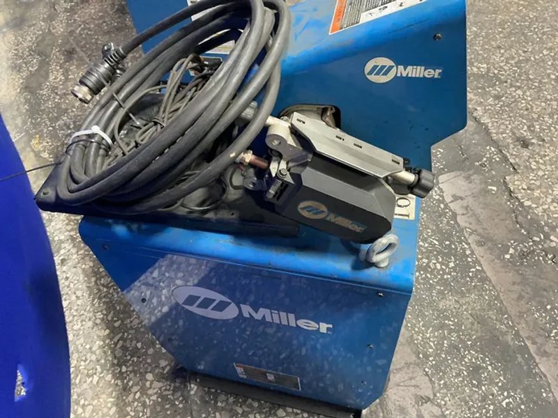 Miller  450 A Welder  - Axcess 450