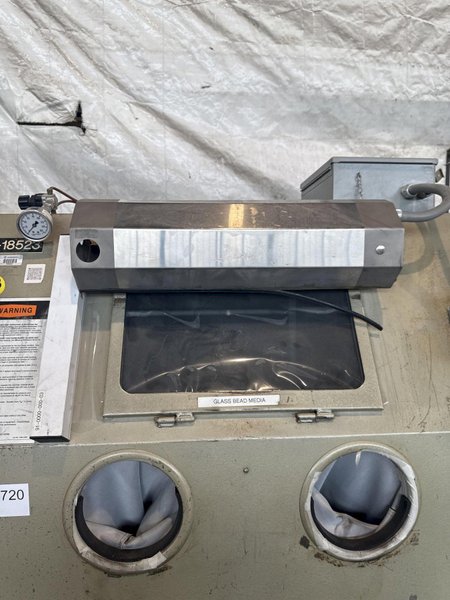 CLEMCO ENP55-600R&amp;RAC BLAST CABINET. STOCK # 0776625.