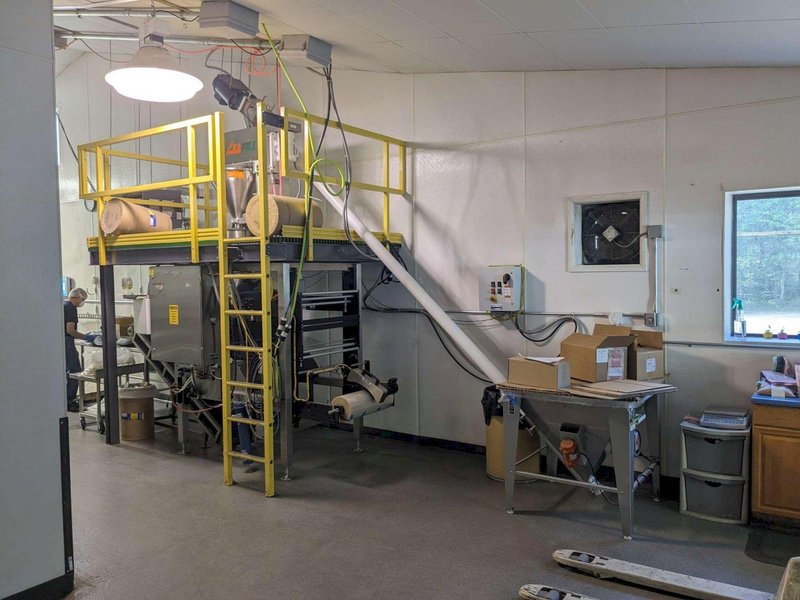 Matrix Packaging Pro Series 201318R Vertical Form-Fill-Seal Machine, 2008