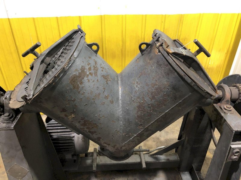 3 CUBIC FEET PATTERSON KELLEY CARBON STEEL POWDER V BLENDER: STOCK #17256