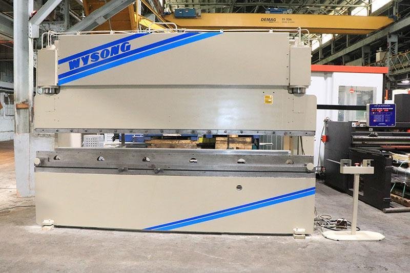 140 Ton x 12' Wysong Hydraulic Press Brake Model MTH-140-144