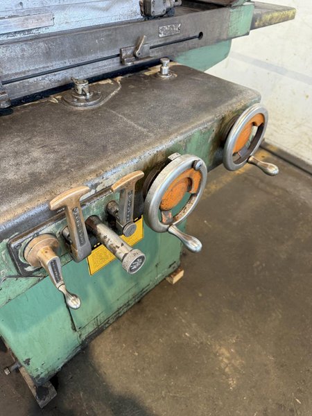 10" X 30" DOALL MODEL HL-1030 HYDRAULIC SURFACE GRINDER. STOCK # 1111525.