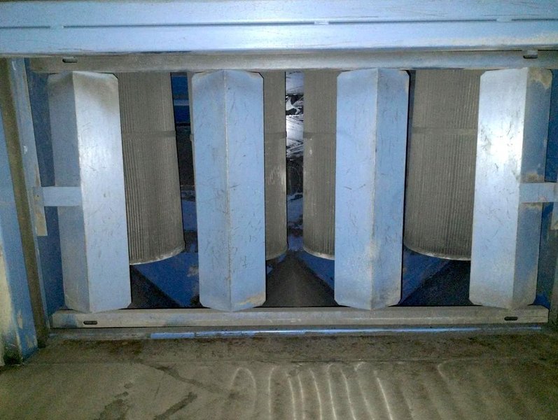 NORDSON POWDER COAT PAINT SYSTEM WITH FEEDER &amp; I-CONTROL. STOCK # 0985326