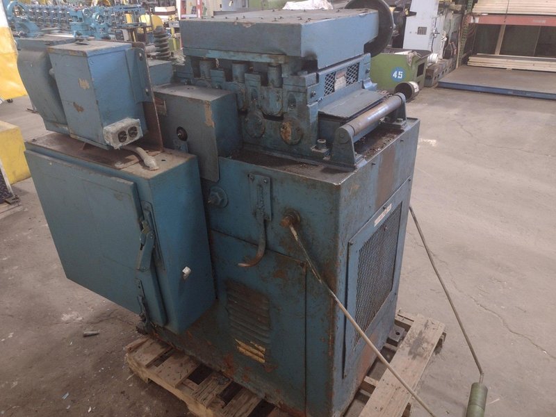 12" x .080" LITTELL MODEL #412-7PDL MOTORIZED STRAIGHTENER: STOCK 15284