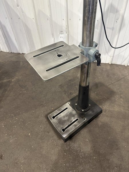 14" DELTA SINGLE SPINDLE DRILL: STOCK #77077